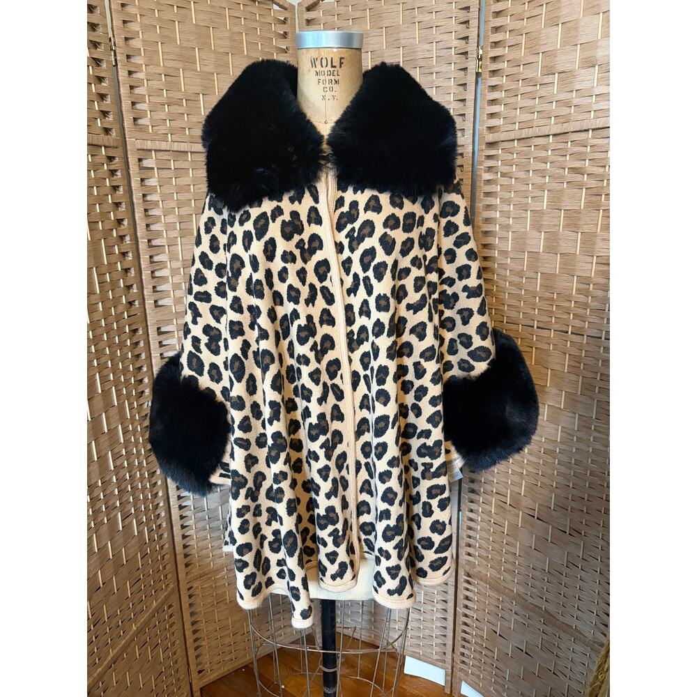 Sioni NWT Black Faux Fur Leopard Sweater Coat/Poncho, S/M